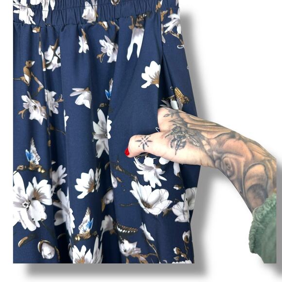 B My Story Blue Floral Hummingbird Ultra High Waist Wide Leg Parachute Pants - Picture 3 of 8